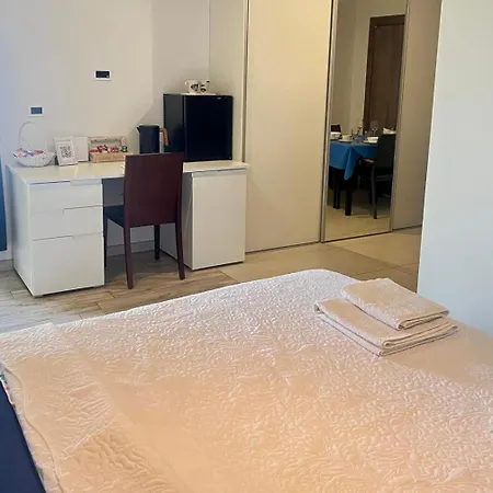 Lina בית הארחה 4*