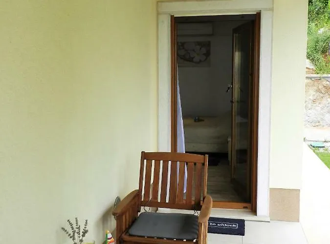 Lina بيت ضيافة